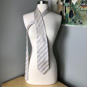G. Faricetti Italian Hand Tailored 100% Silk Necktie